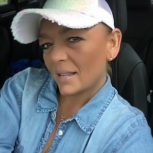 Meet your Posher, Angie